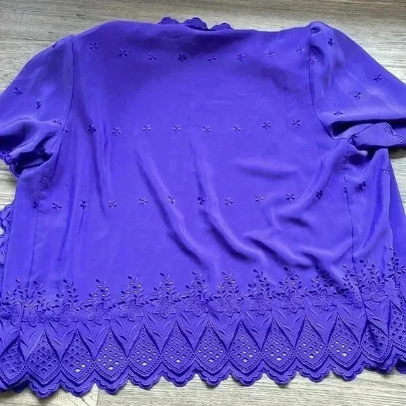 J.J. Greenwood | Vintage purple eyelet lace trim short sleeve  button up - Picture 10 of 12